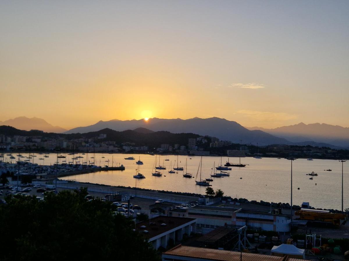 Appartement Vista Mare à Ajaccio  Extérieur photo